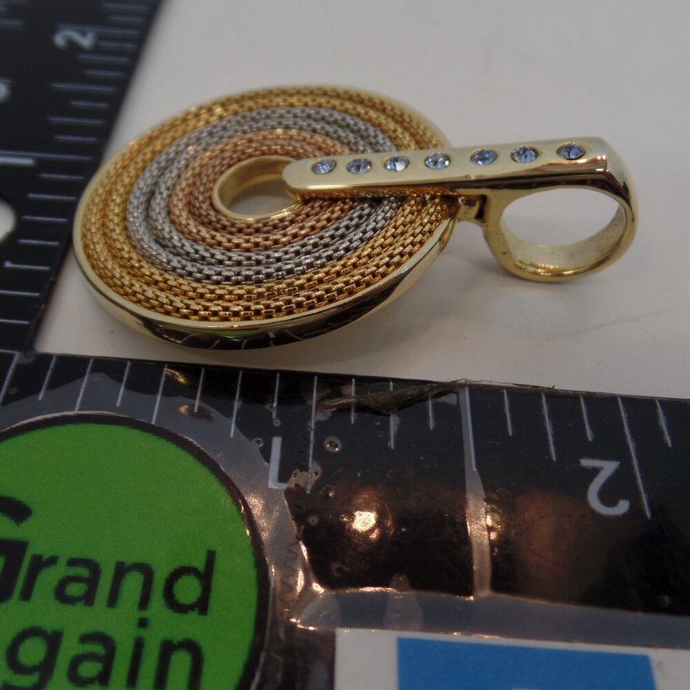 Unbranded Rose Gold, Gold & Silvertone Chain Pendant W Bling Round Apx 1.5" Rnd - Picture 7 of 7